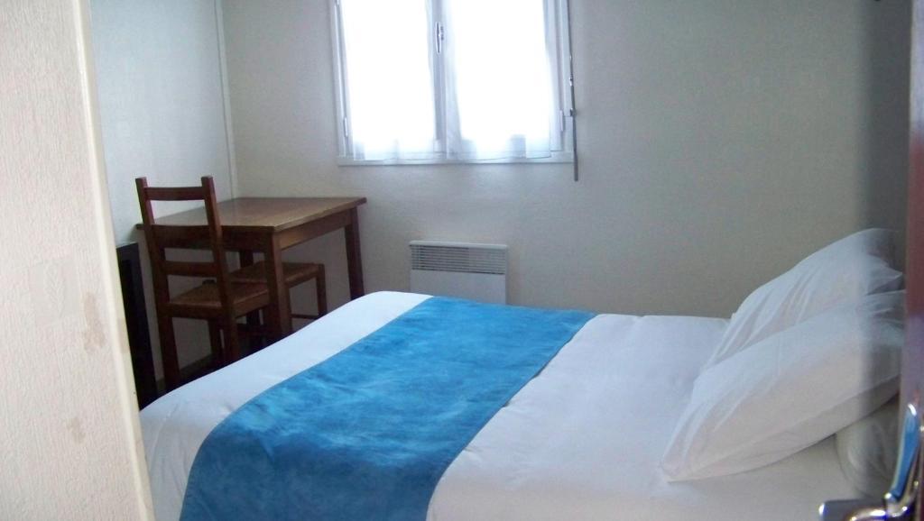 קונקרנו Hotel Du Port חדר תמונה