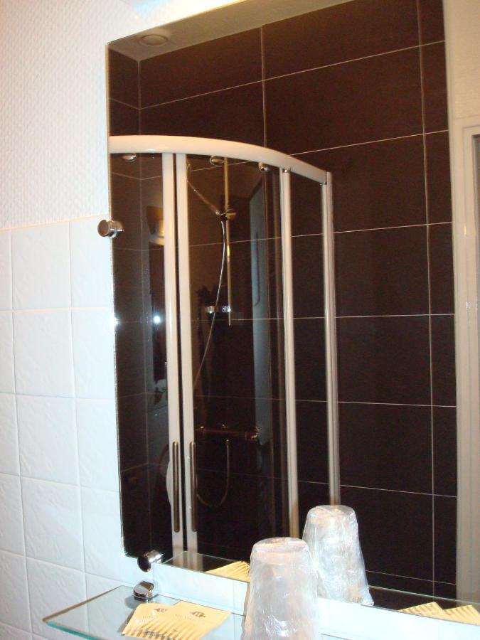 קונקרנו Hotel Du Port חדר תמונה